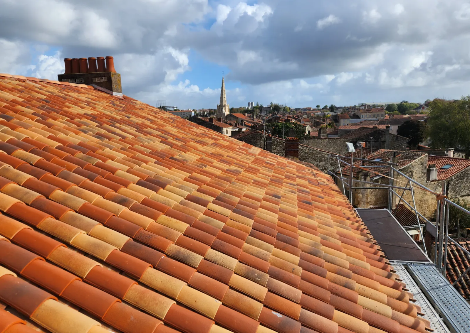 pose-renovation-couverture-en-vendee-les-ptits-toits-vendeen-03